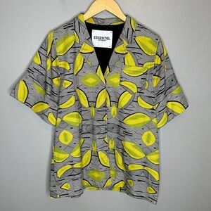 Essential Antwerp Button from short sleeve print blouse